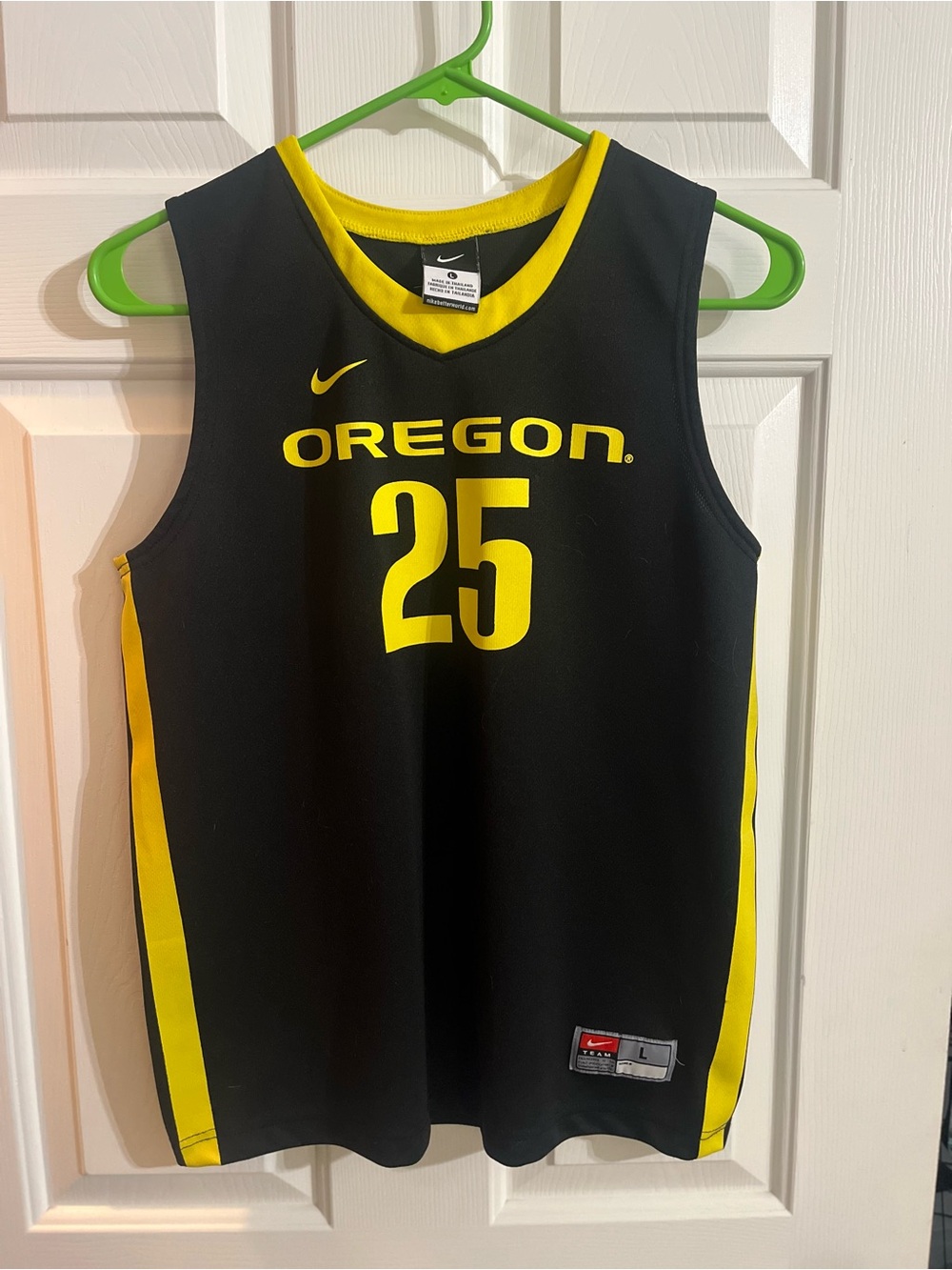 Nike Oregon Ducks Black & Yellow #25 Basketball Jersey